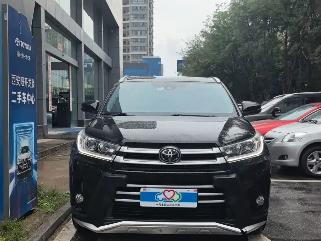 Toyota Highlander — миниатюра 2