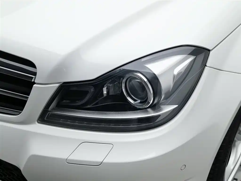 Mercedes-Benz C-Class C 2013 C 260 Fashion Grand Edition