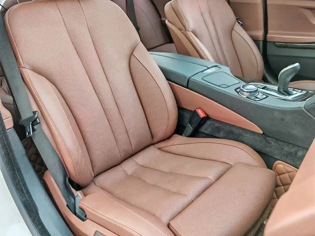 BMW 6 Series — миниатюра 17