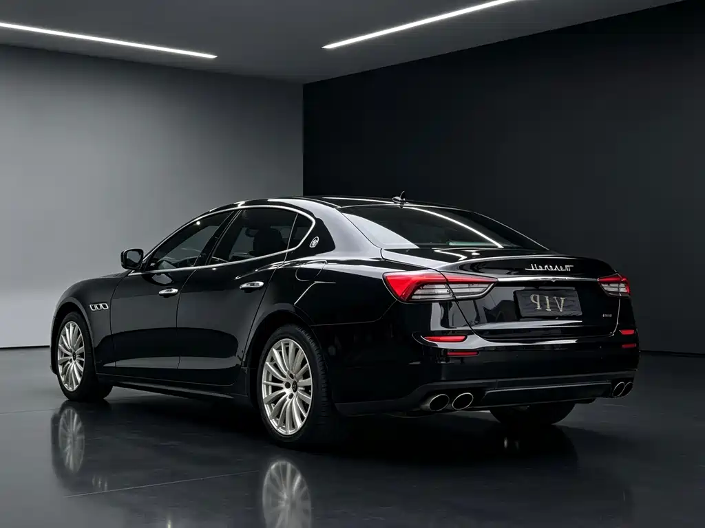 Maserati Quattroporte — миниатюра 8