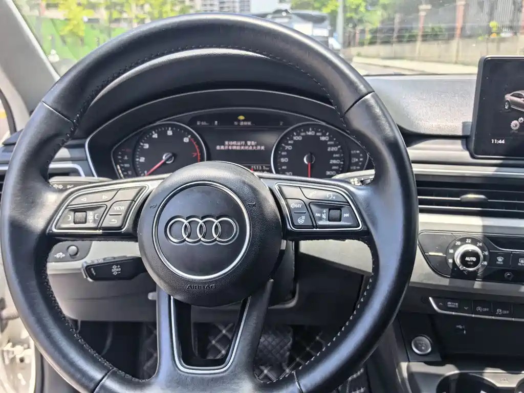 Audi A4L 2018 30 40 TFSI