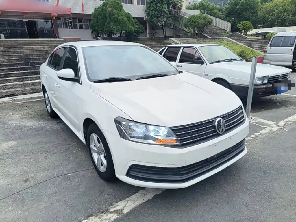 Volkswagen Lavida — миниатюра 4