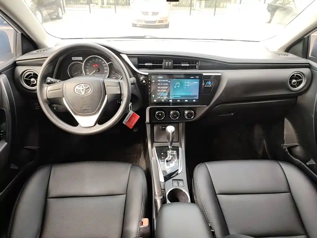 Toyota Corolla — миниатюра 10