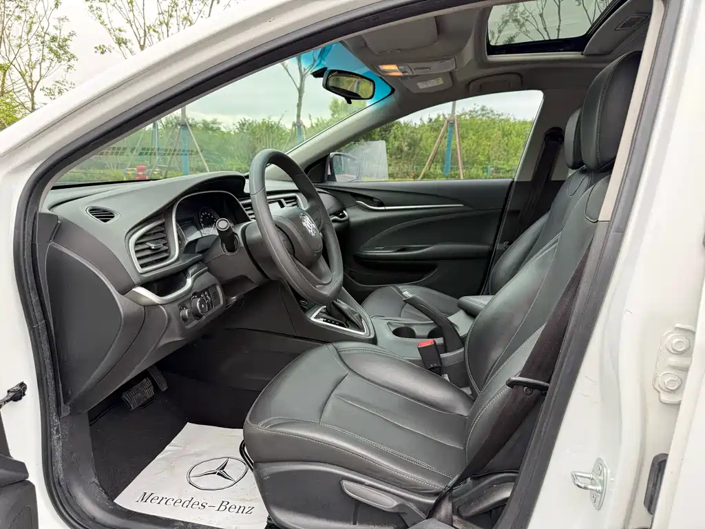 Buick Excelle — миниатюра 7