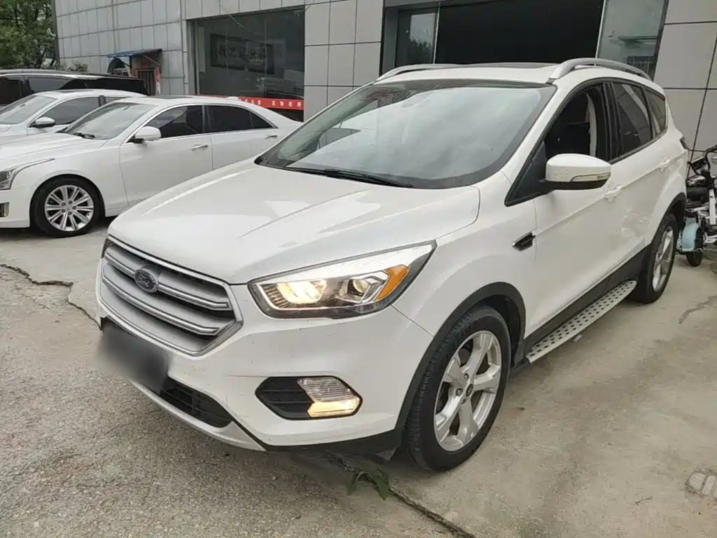 Ford Kuga — миниатюра 2