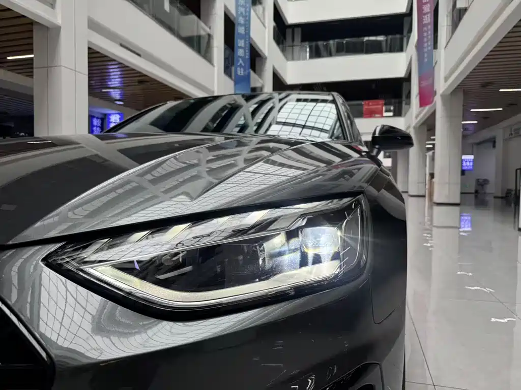 Audi A4L — миниатюра 21