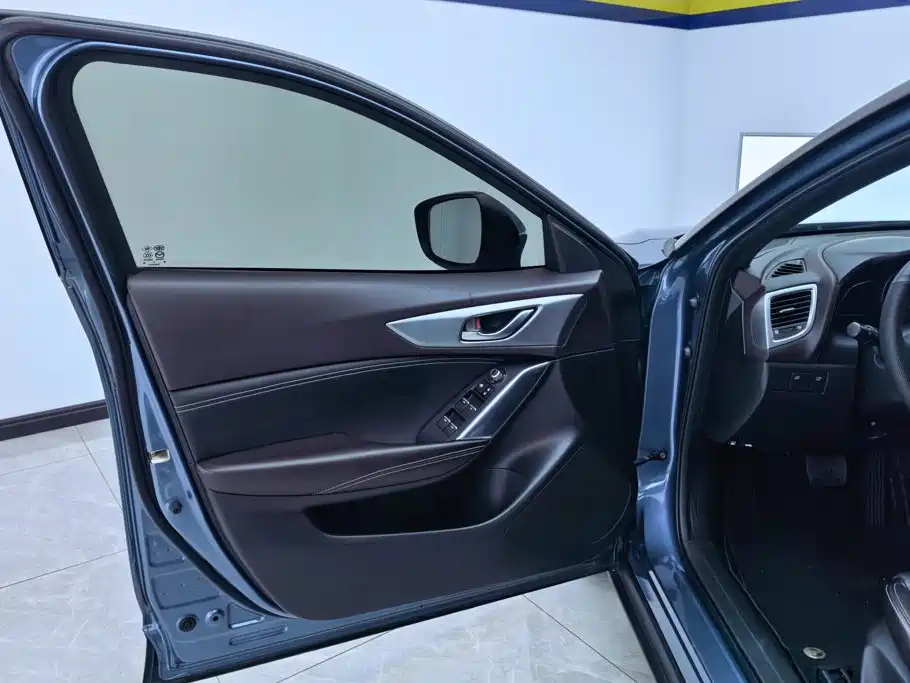 Mazda CX-4 — миниатюра 7