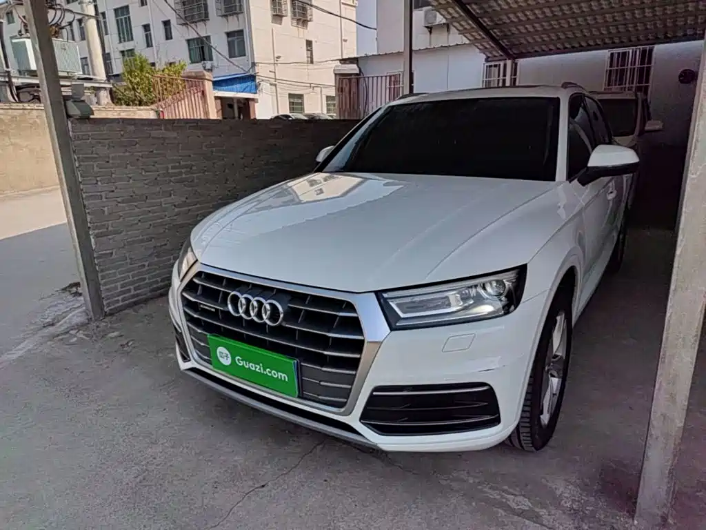 Audi Q5L — миниатюра 2