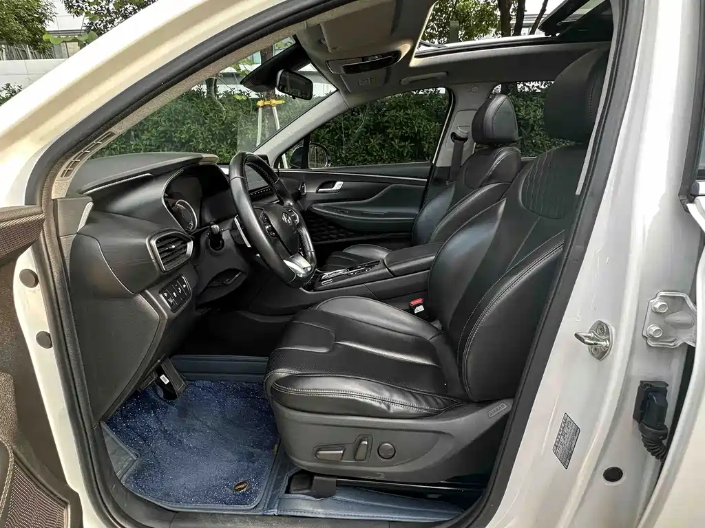 Hyundai Santa Fe — миниатюра 10