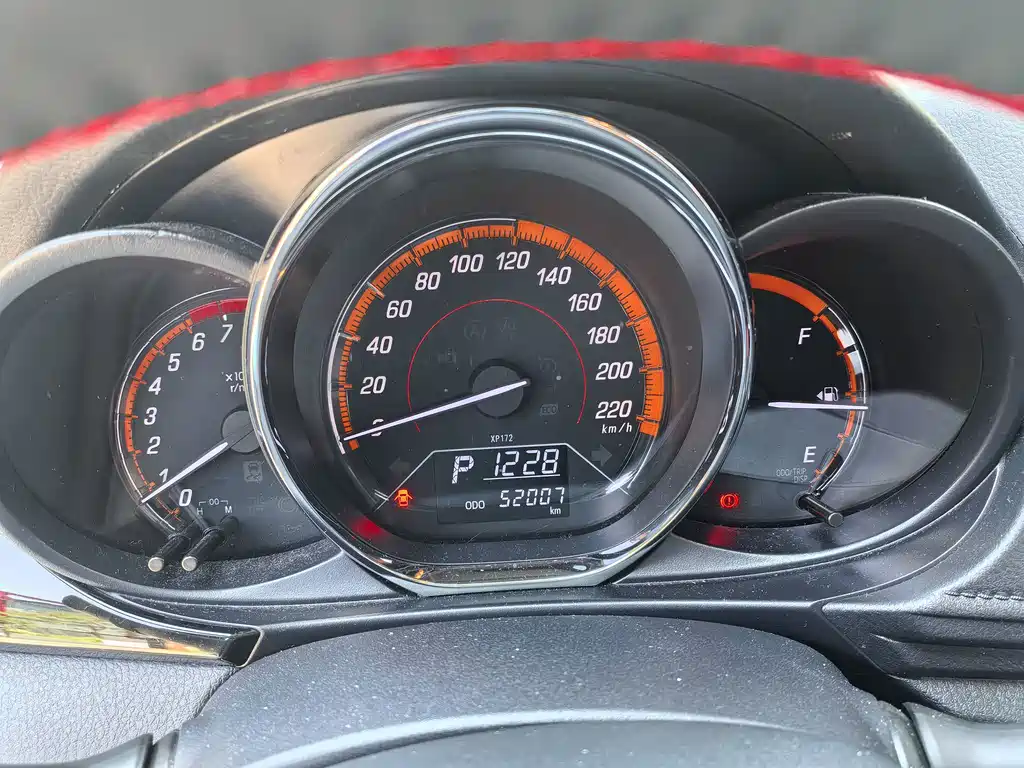 Toyota Yaris L — миниатюра 10