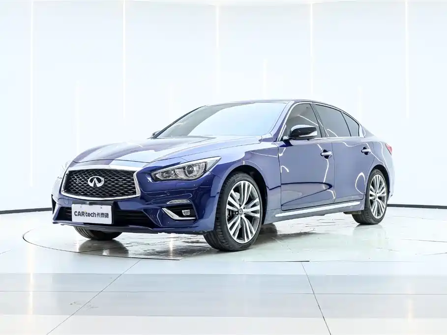 INFINITI Q50L