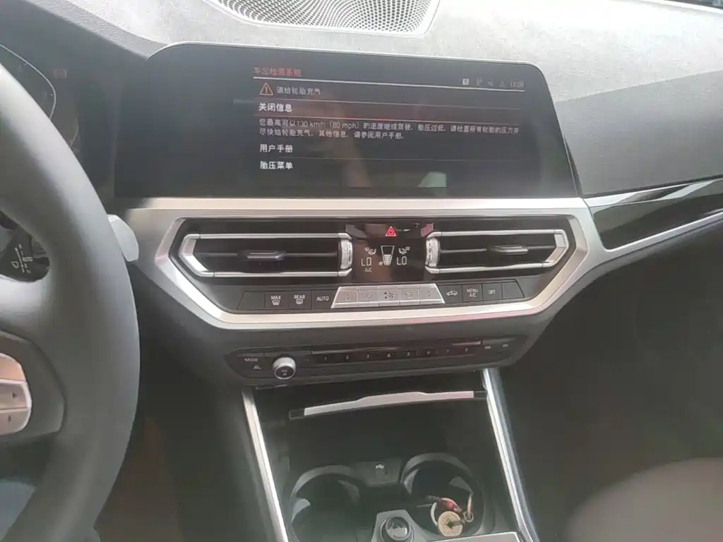 BMW 3 Series — миниатюра 13