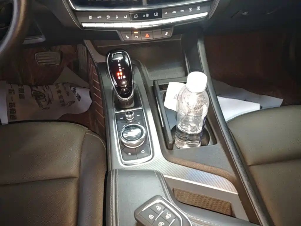 Cadillac CT5 — миниатюра 14
