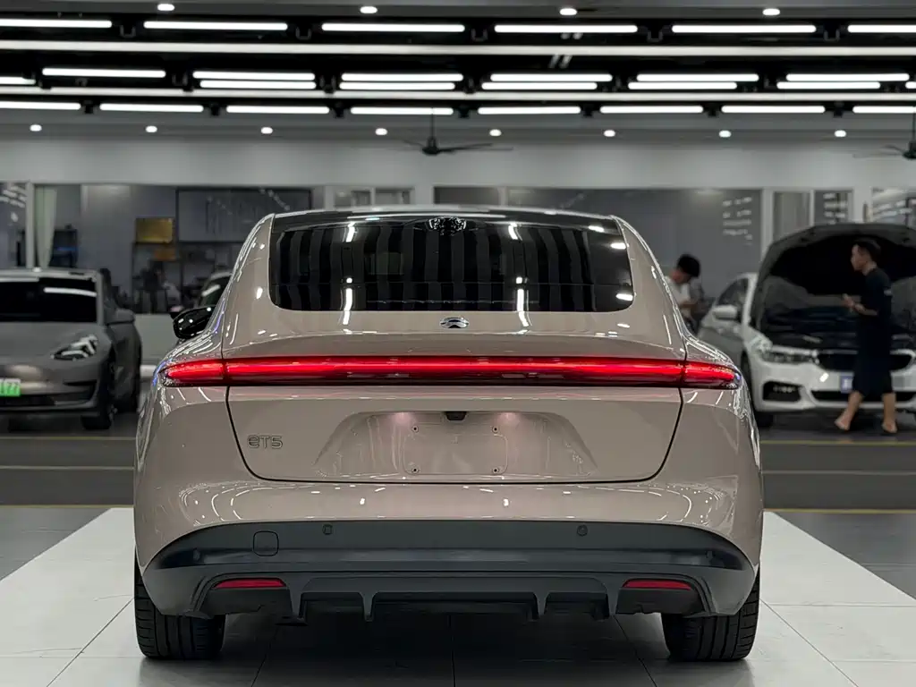 NIO ET5 — миниатюра 5