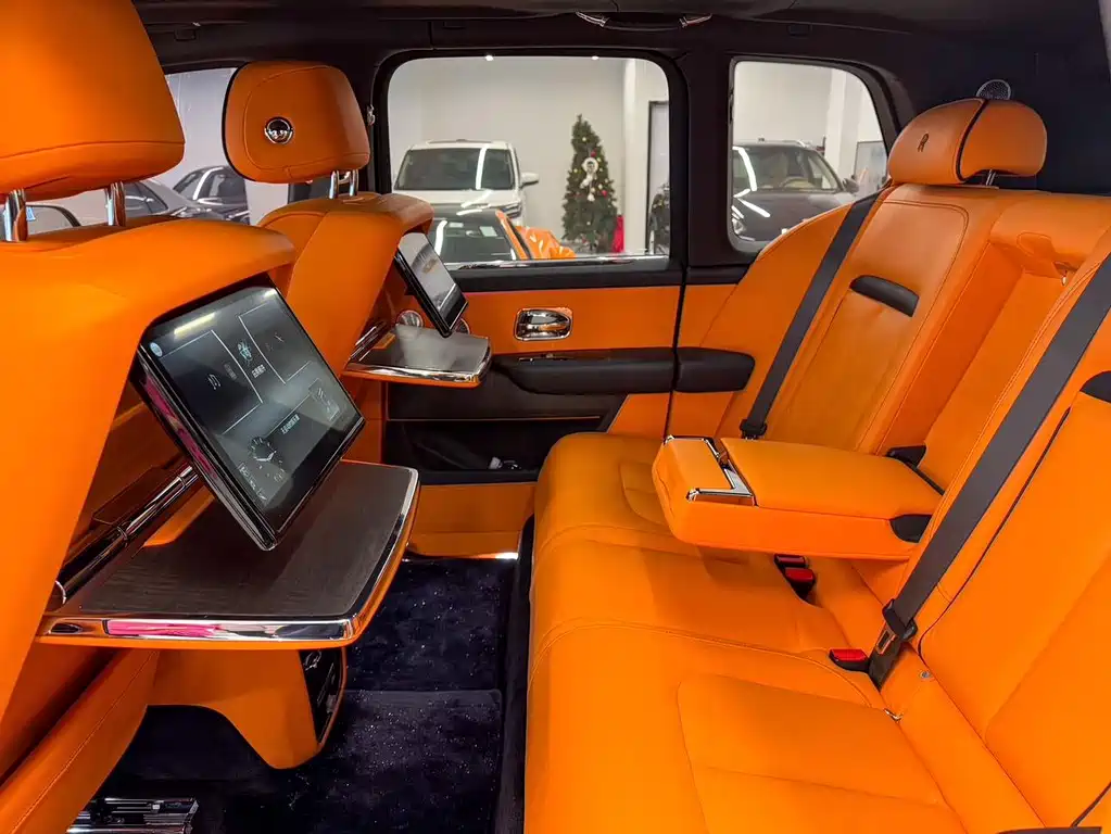 ROLLS-ROYCE CULLINAN