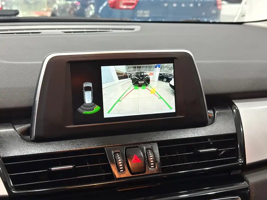 BMW 2 Series Gran Tourer — миниатюра 22