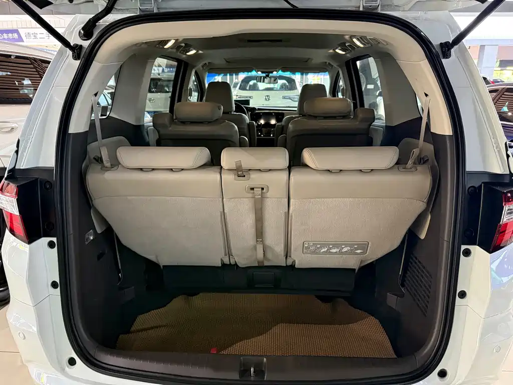 Honda Odyssey — миниатюра 17