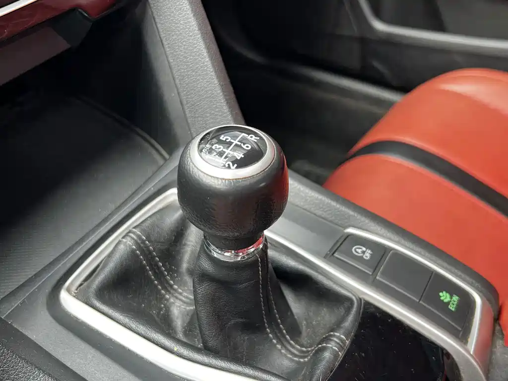 Honda Civic — миниатюра 10
