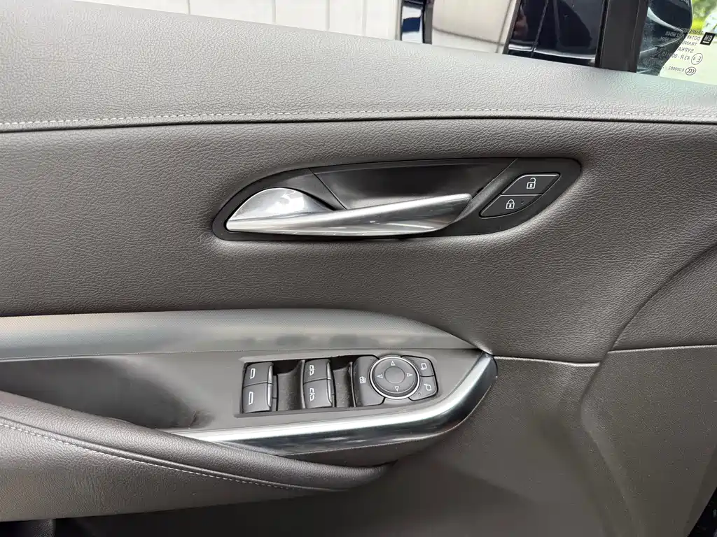 Cadillac XT4 — миниатюра 18