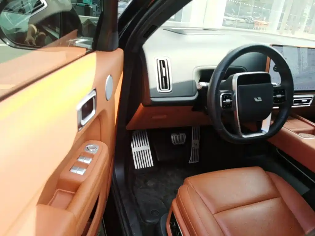 Li Auto Li L8 — миниатюра 21