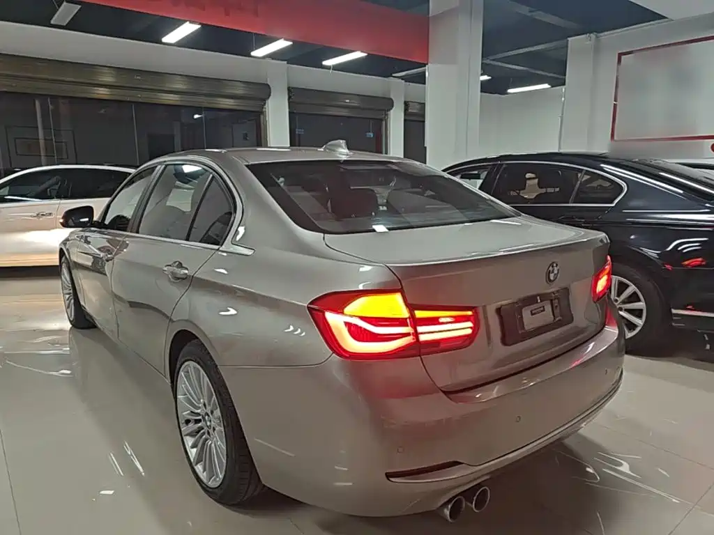 BMW 3 Series — миниатюра 5