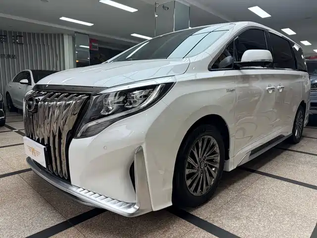 GAC TRUMPCHI M8 2021