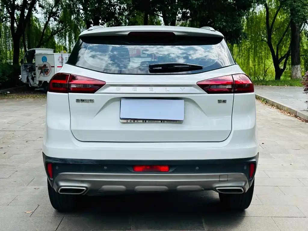 Geely Boyue — миниатюра 8