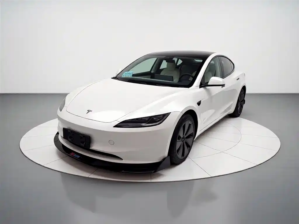 Tesla Model 3 2025