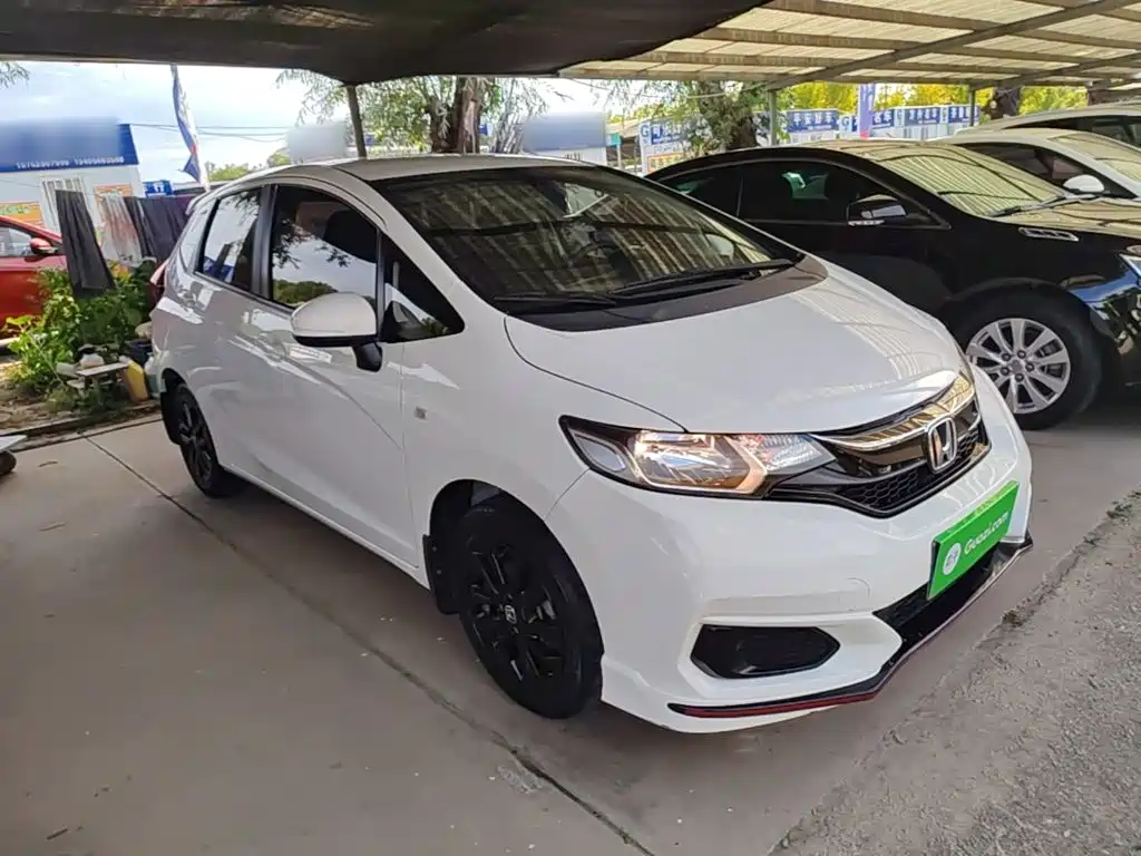 Honda Fit — миниатюра 4