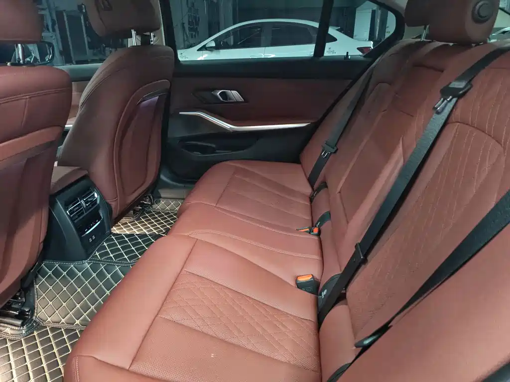 BMW 3 Series — миниатюра 12