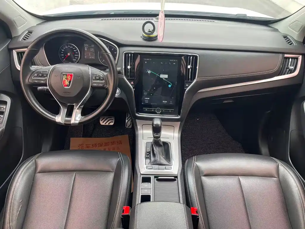 Roewe RX5 — миниатюра 6
