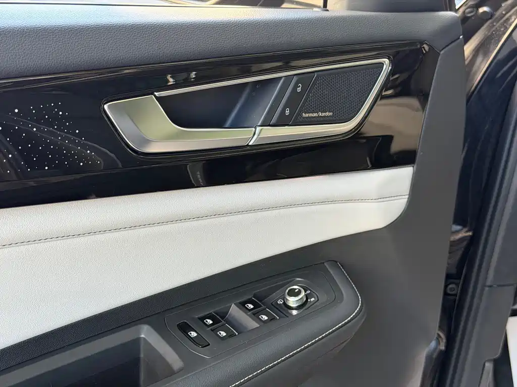 Volkswagen Teramont — миниатюра 13
