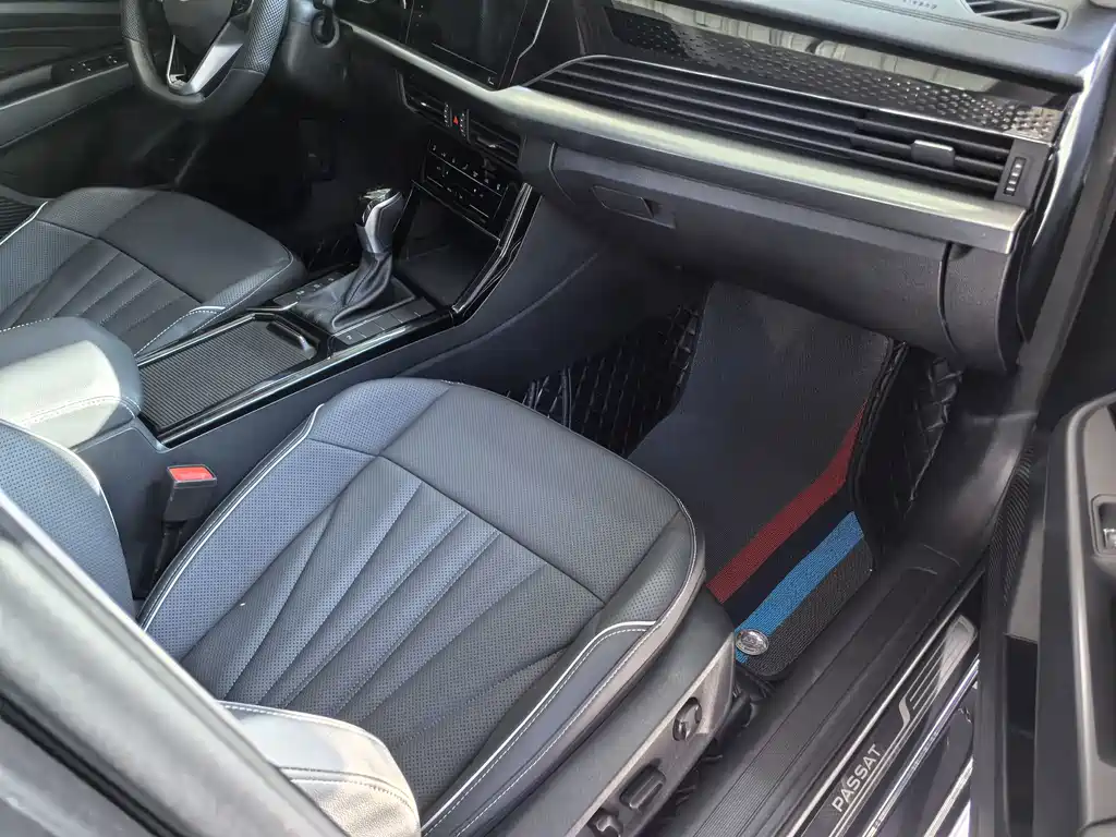 Volkswagen Passat — миниатюра 12