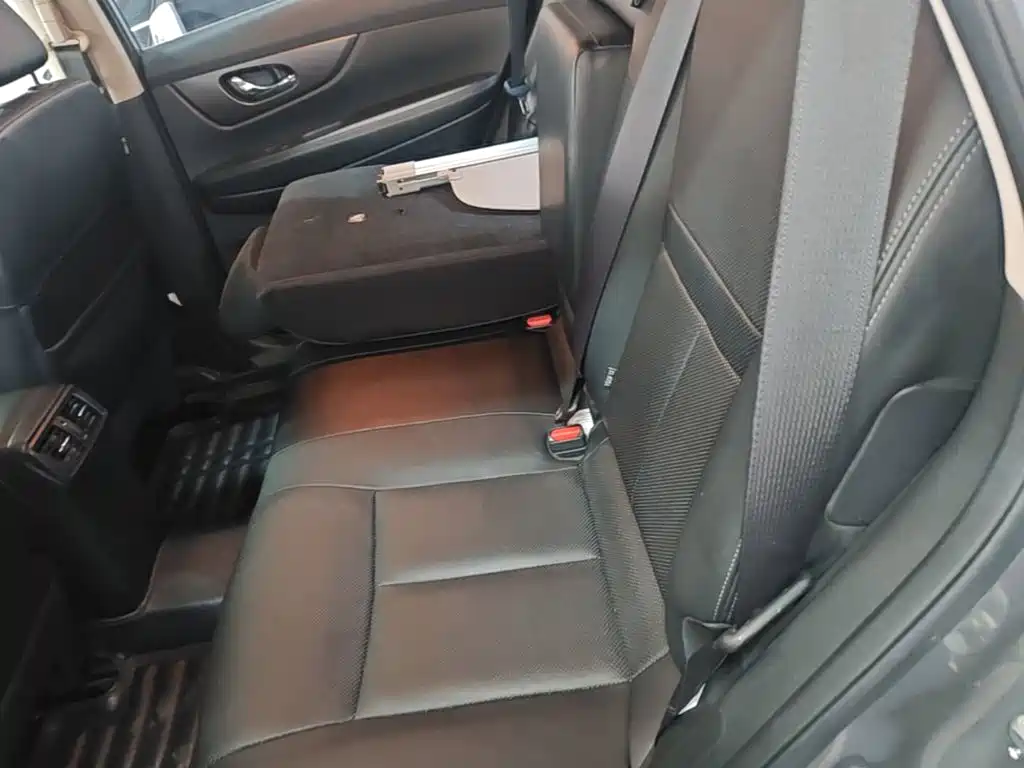 Nissan X-Trail — миниатюра 17
