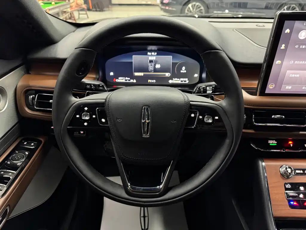 Lincoln Aviator 3.0T V6 4WD Executive Edition, фото 6