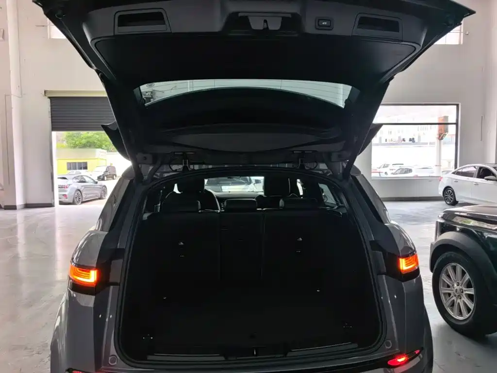 Land Rover Evoque — миниатюра 19