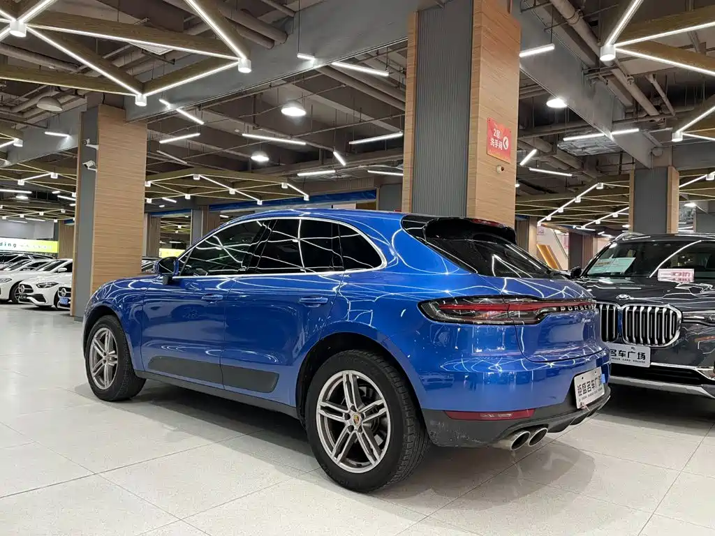 Porsche Macan — миниатюра 12