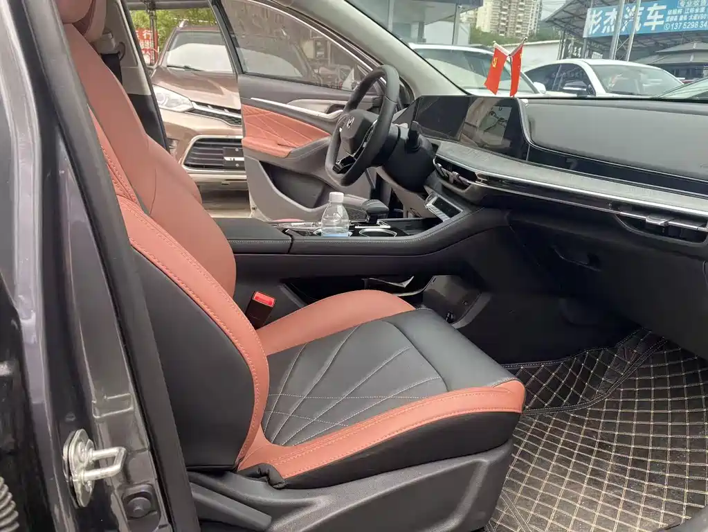 Changan Eado — миниатюра 9