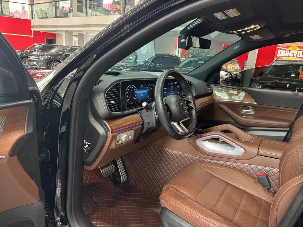 Mercedes-Benz GLS — миниатюра 8