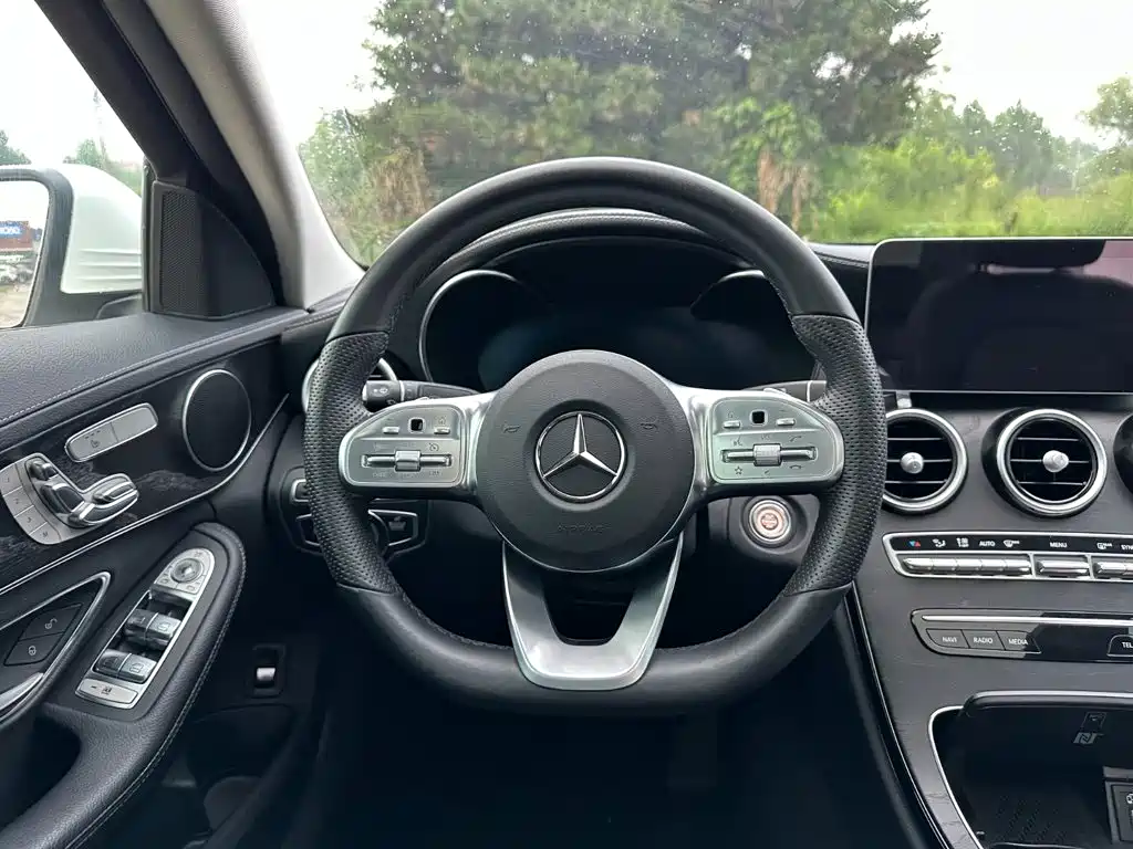Mercedes-Benz C-Class — миниатюра 19