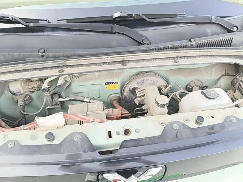 Wuling MINIEV — миниатюра 20