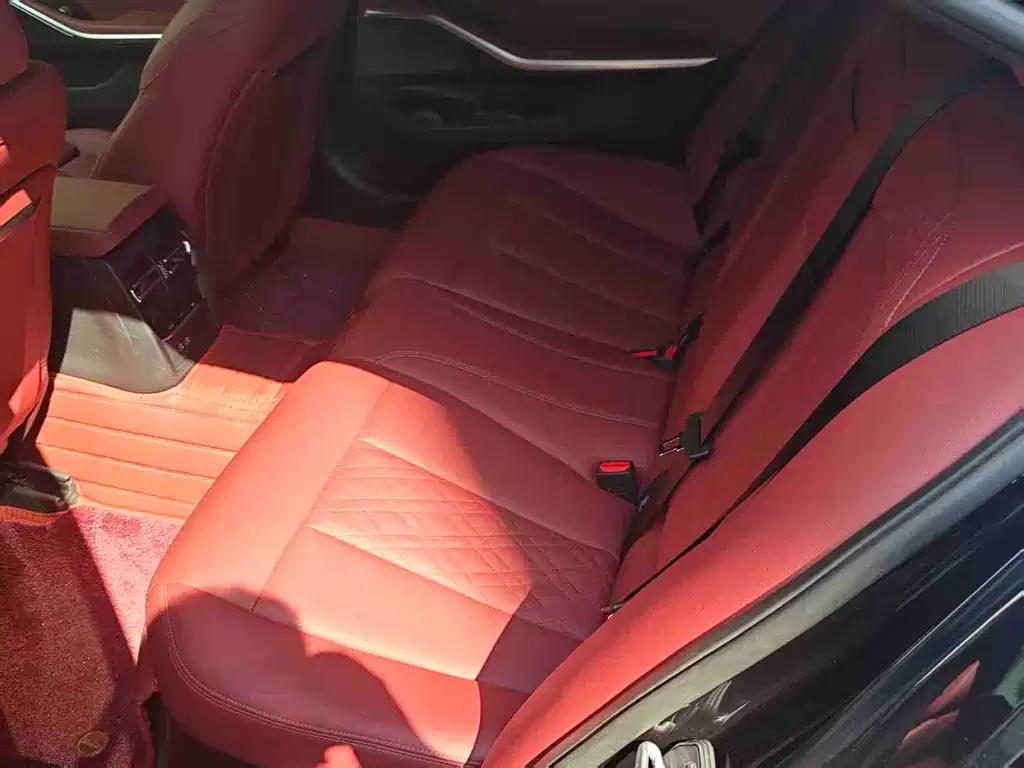 BMW 3 Series — миниатюра 3