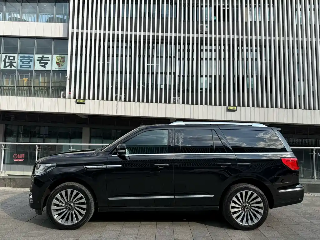 Lincoln Navigator 2020 3.5T