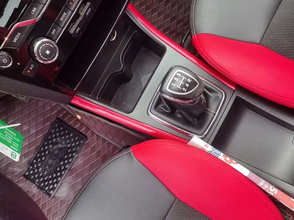 BAIC Senova X25 — миниатюра 14