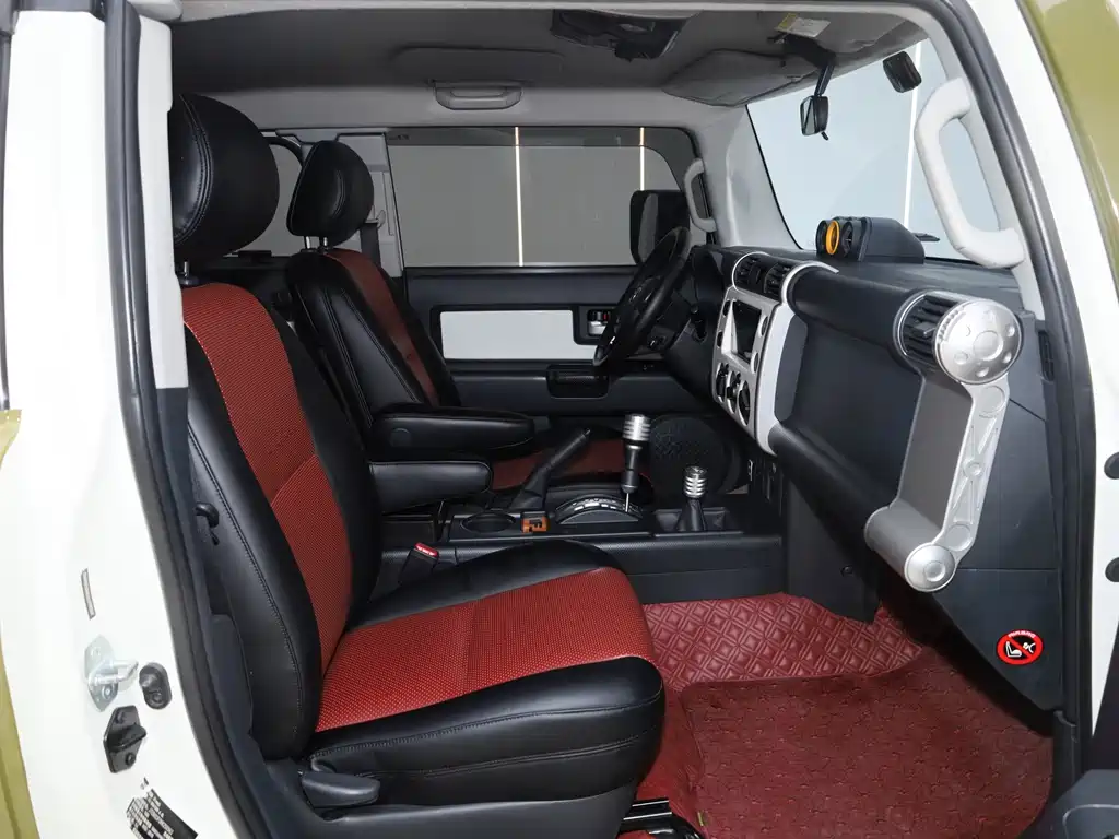 Toyota FJ Cruiser — миниатюра 23
