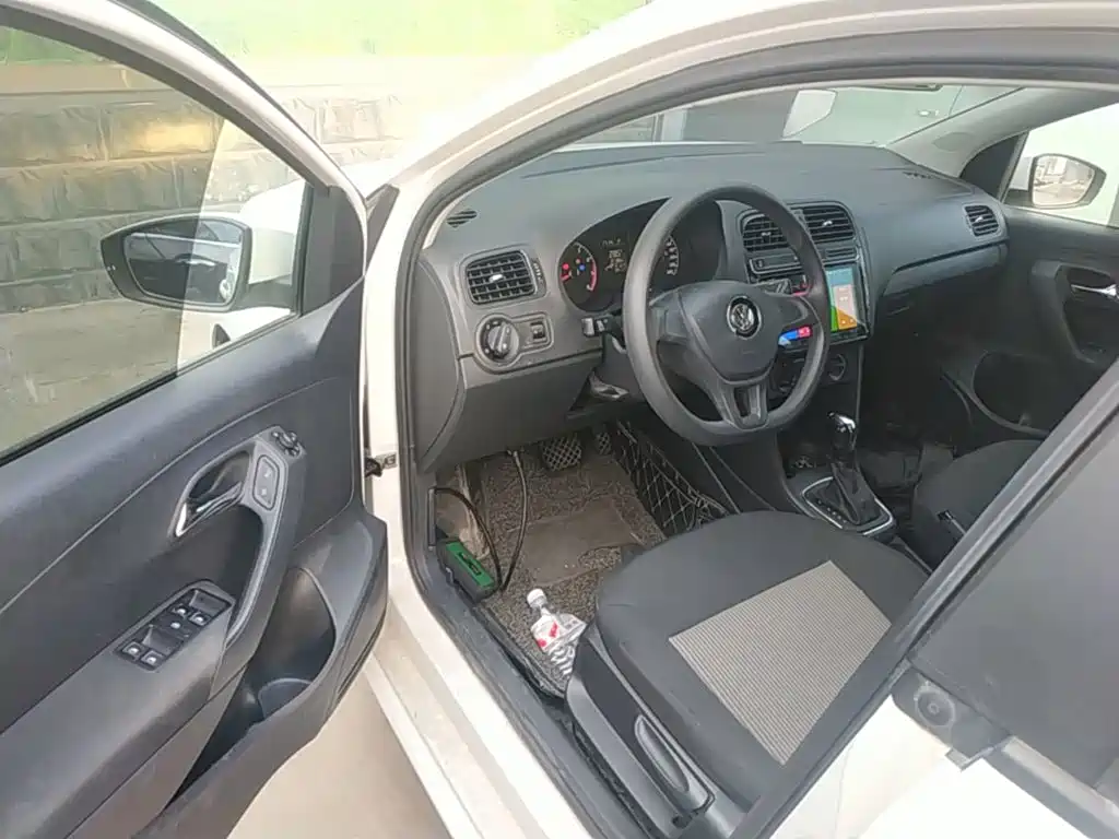 Volkswagen Polo — миниатюра 16