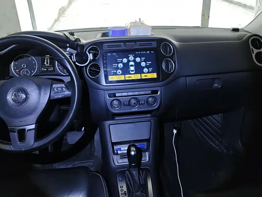 Volkswagen Tiguan — миниатюра 13
