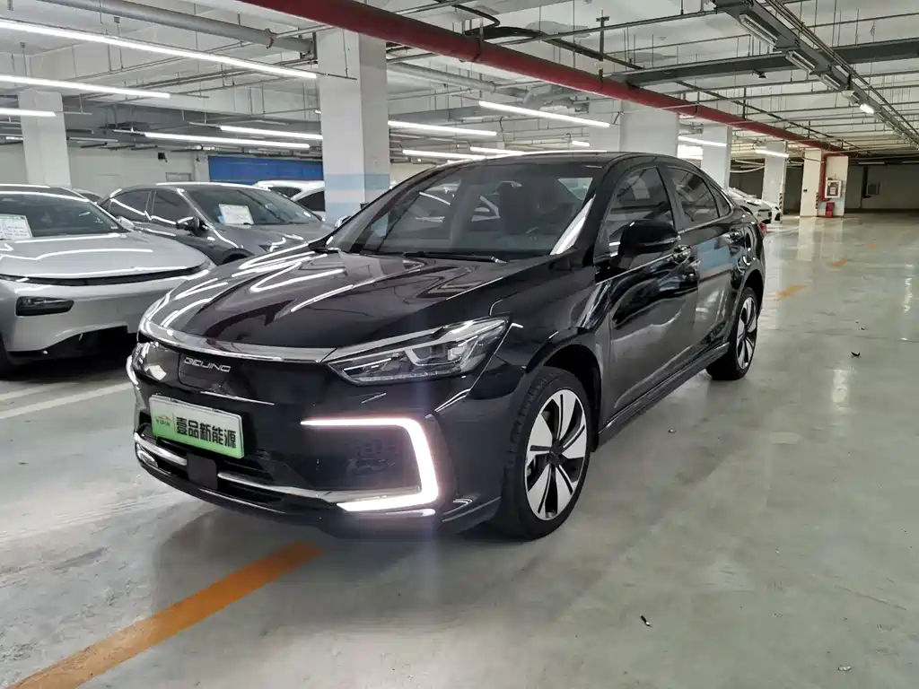 2023 BAIC Beijing EU7 - zdjęcie 1 z 19