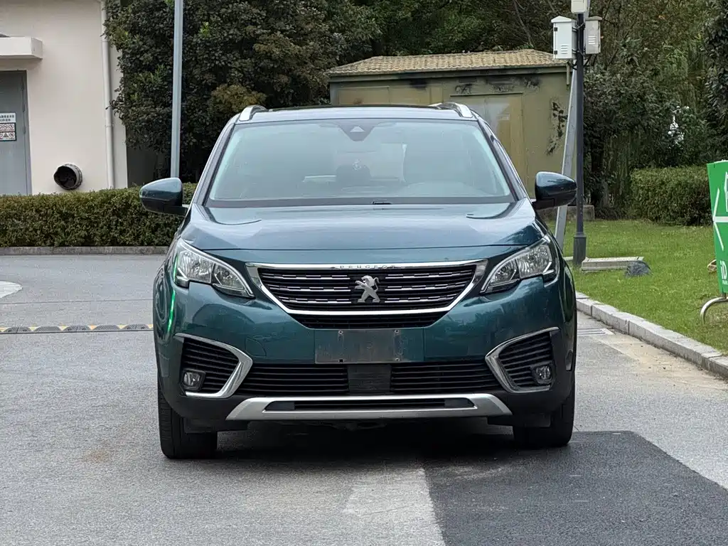 Peugeot 5008 — миниатюра 2