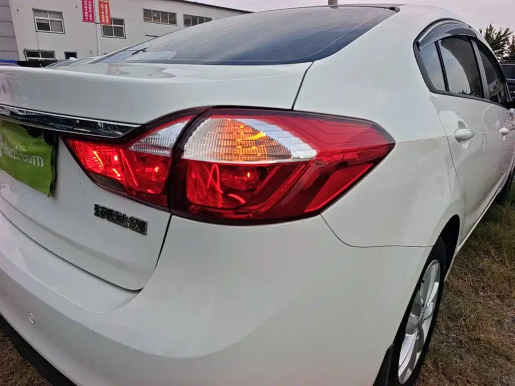 Kia K3 — миниатюра 8